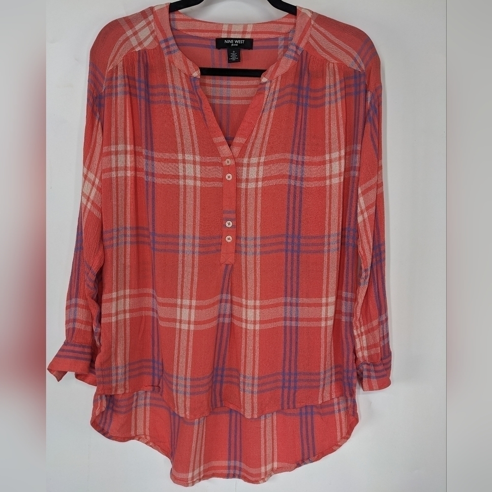 NINE WEST JEANS Plaid Roll Tab Long Sleeve Top